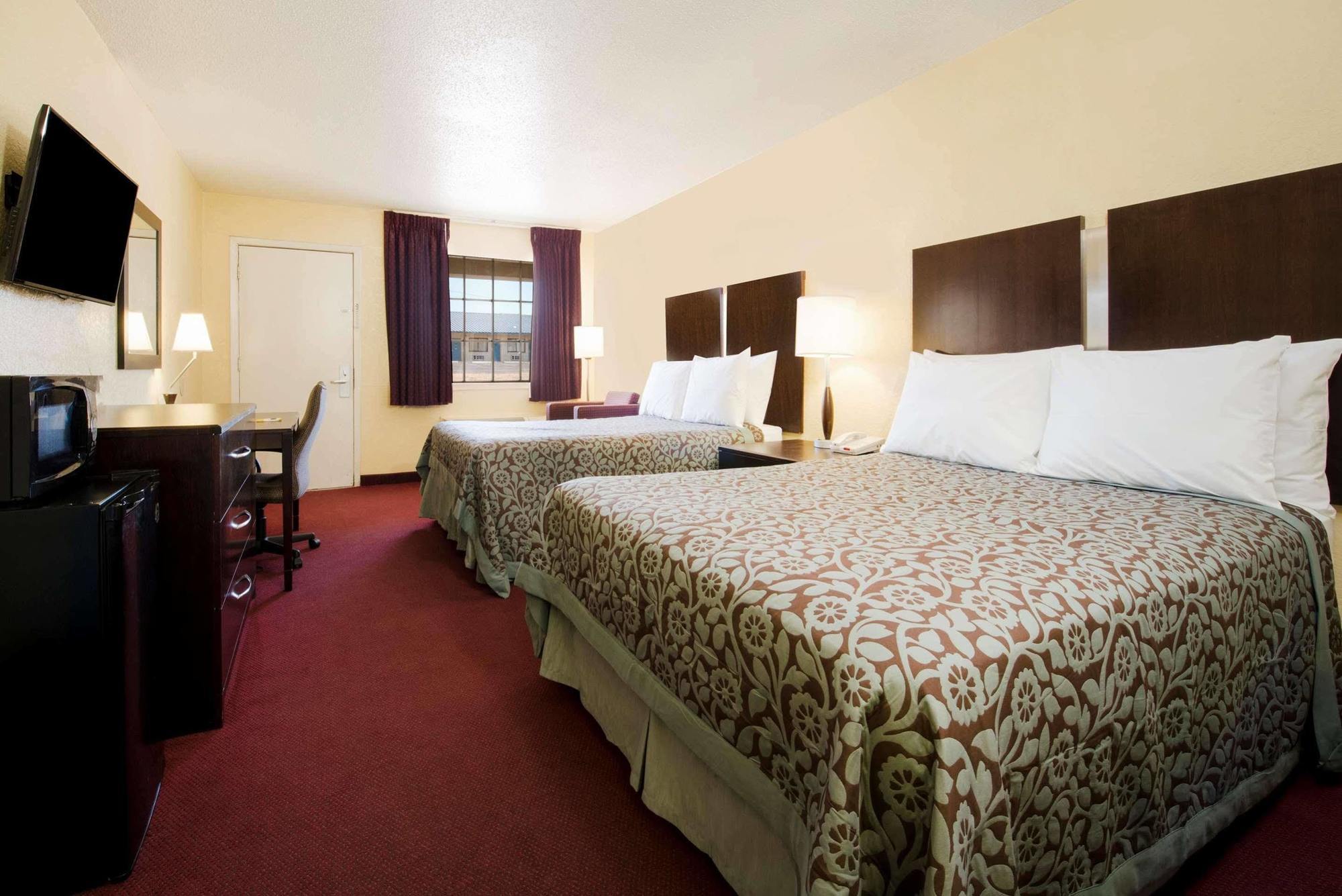 Days Inn By Wyndham Eastland Buitenkant foto